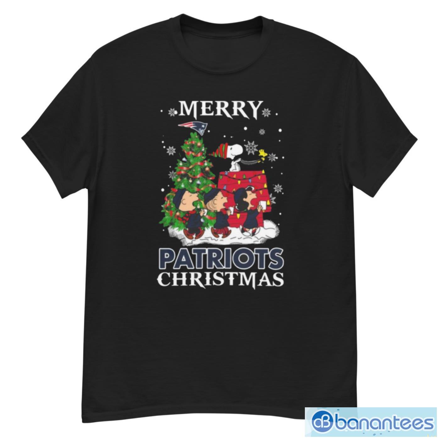 merry-christmas-new-england-patriots-peanuts-ugly-2022-shirt1-5.jpeg Merry Christmas New England Patriots Peanuts Ugly 2022 Shirt1 - G500 Men’s Classic T-Shirt