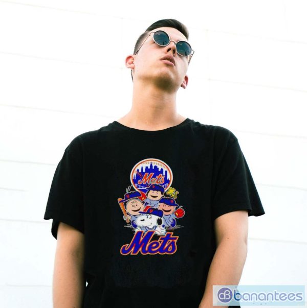 Mlb New York Mets Snoopy Charlie Brown Shirt - G500 Gildan T-Shirt