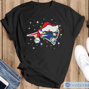 New England Patriots Santa Hat Christmas Light Shirt - Black T-Shirt