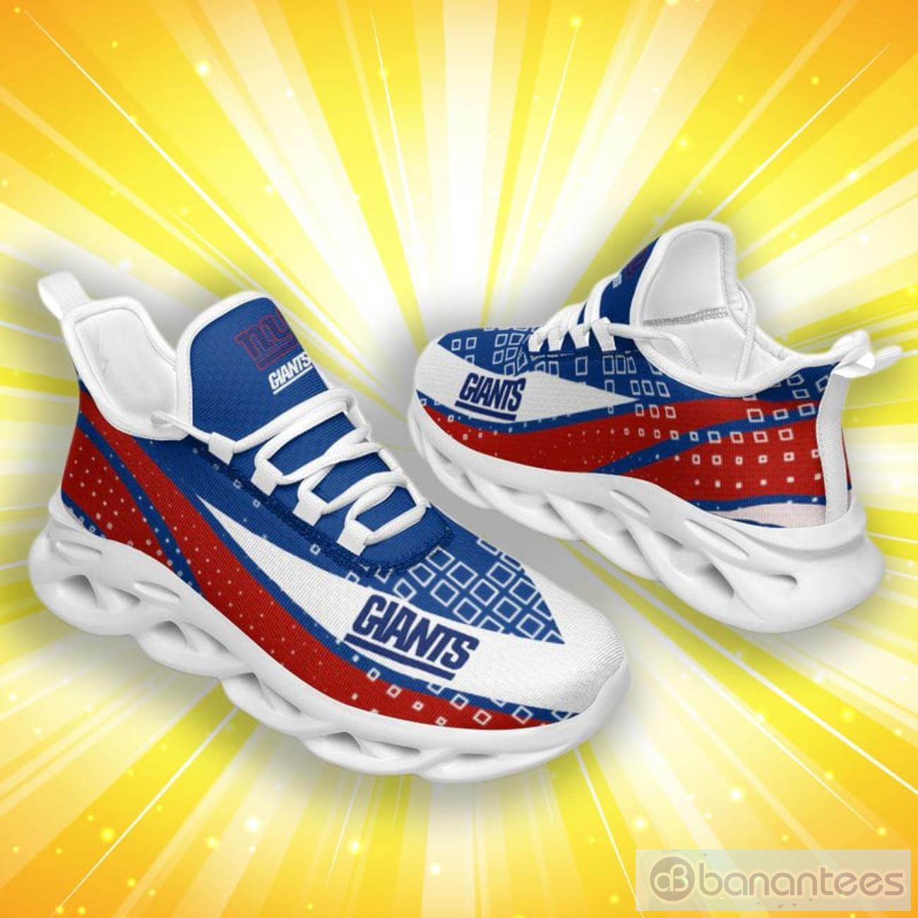 Personalize NFL New York Giants Baby Yoda Max Soul Sneakers