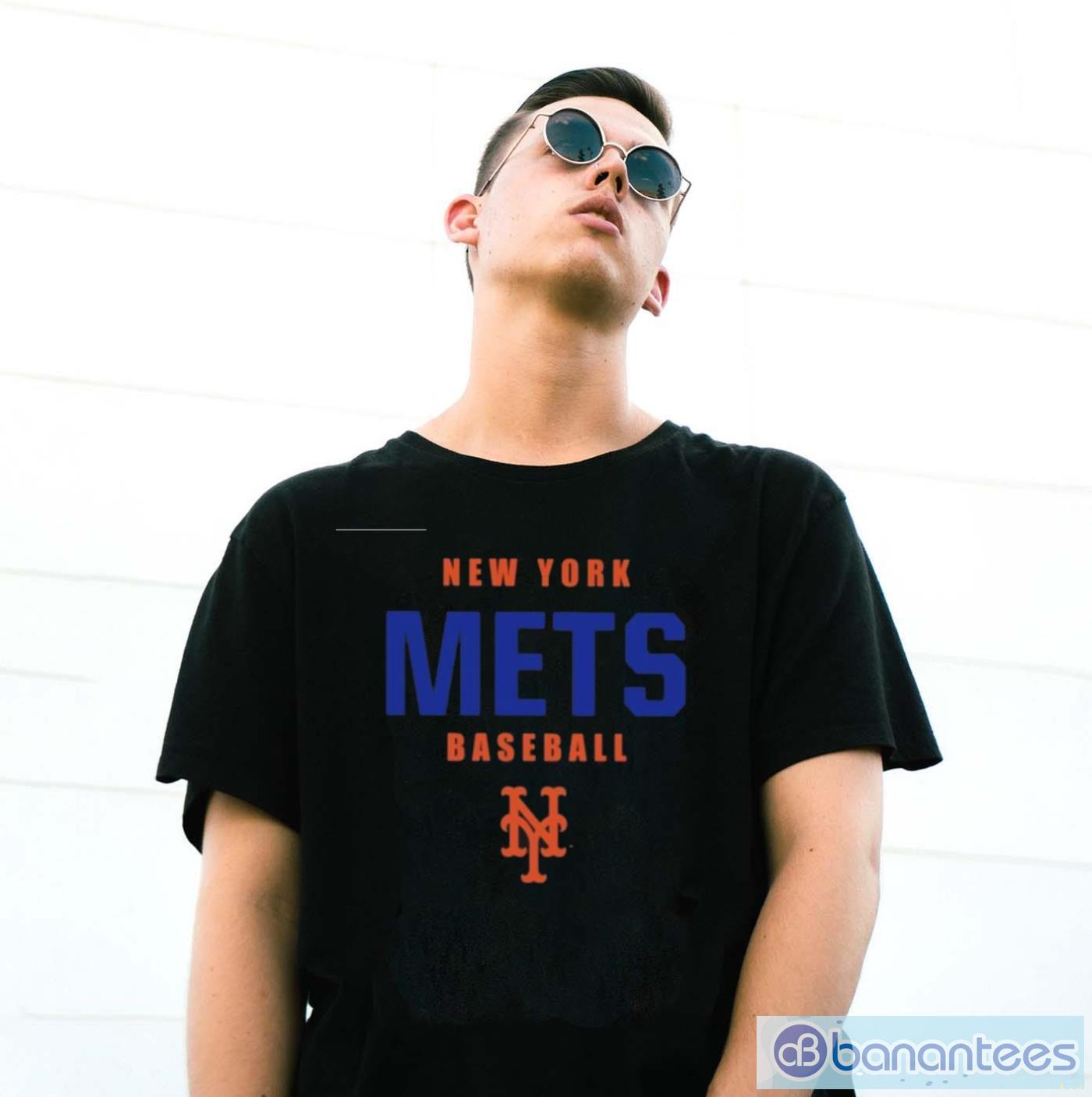 MLB New York Mets Women's Short Sleeve Team Color Graphic Tee 