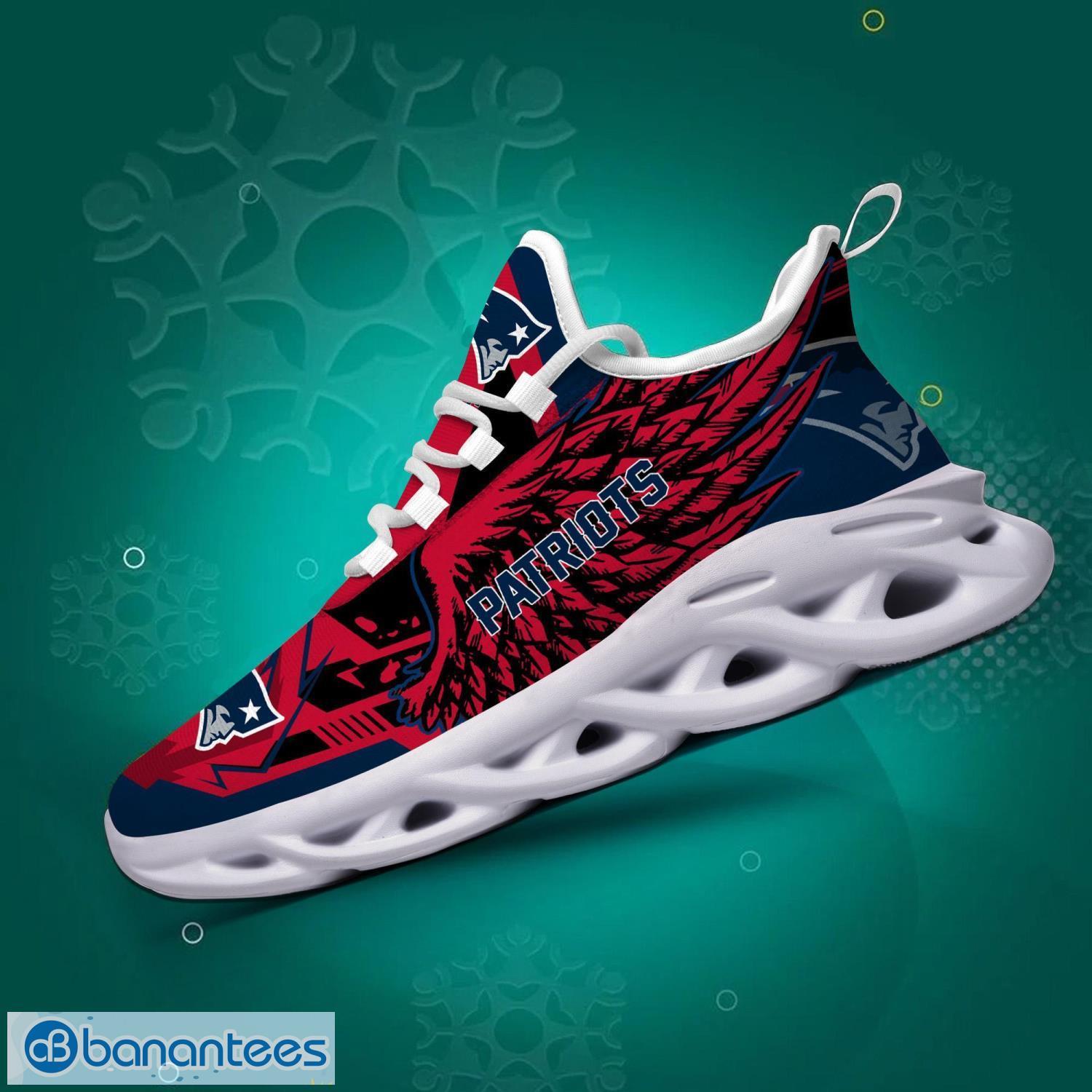 New England Patriots Personalized Name NFL Max Soul Shoes Men And