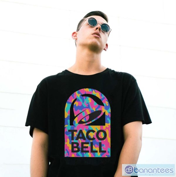 Official taco Bell Merch Taco Bell Pattern Logo Shirt - G500 Gildan T-Shirt