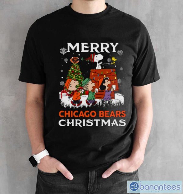 Peanuts Characters Snoopy Merry Chicago Bears Christmas shirt - Black Unisex T-Shirt