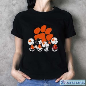 The Peanuts Snoopy And Friends Cheer For The Clemson Tigers Ncaa Shirt - Ladies T-Shirt