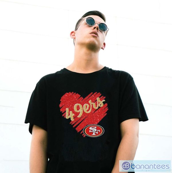 San Francisco 49ers Nfl Heart Shirt - G500 Gildan T-Shirt