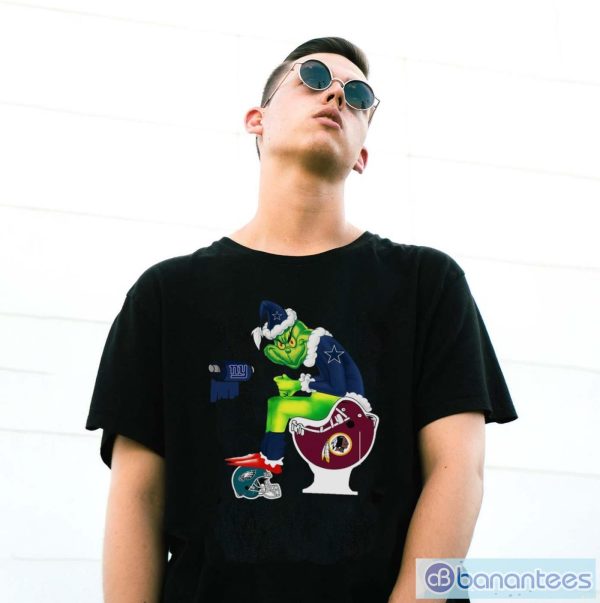 Santa Grinch Dallas Cowboys Toilet Christmas T-shirt - G500 Gildan T-Shirt