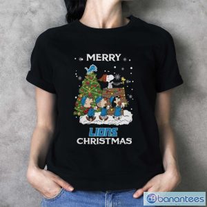 Detroit Lions Snoopy Family Christmas Shirt - Ladies T-Shirt