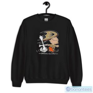 Nhl Anaheim Ducks Charlie Brown Snoopy Dancing Shirt - Unisex Crewneck Sweatshirt