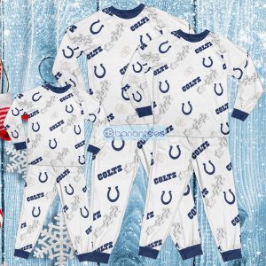 https://image.banantees.com/2023/11/RcGn6dxR-nfl-indianapolis-colts-pajamas-set-for-men-and-women-gift-familys-holidays-christmas-300x300.jpg