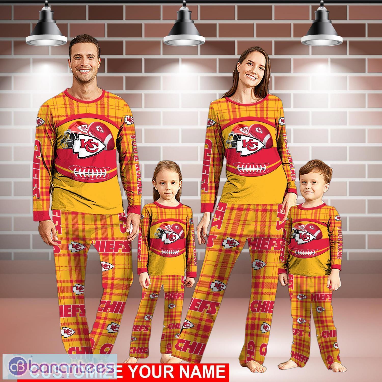 Kansas City Chiefs Pajamas Set Family Custom Name Christmas Gift