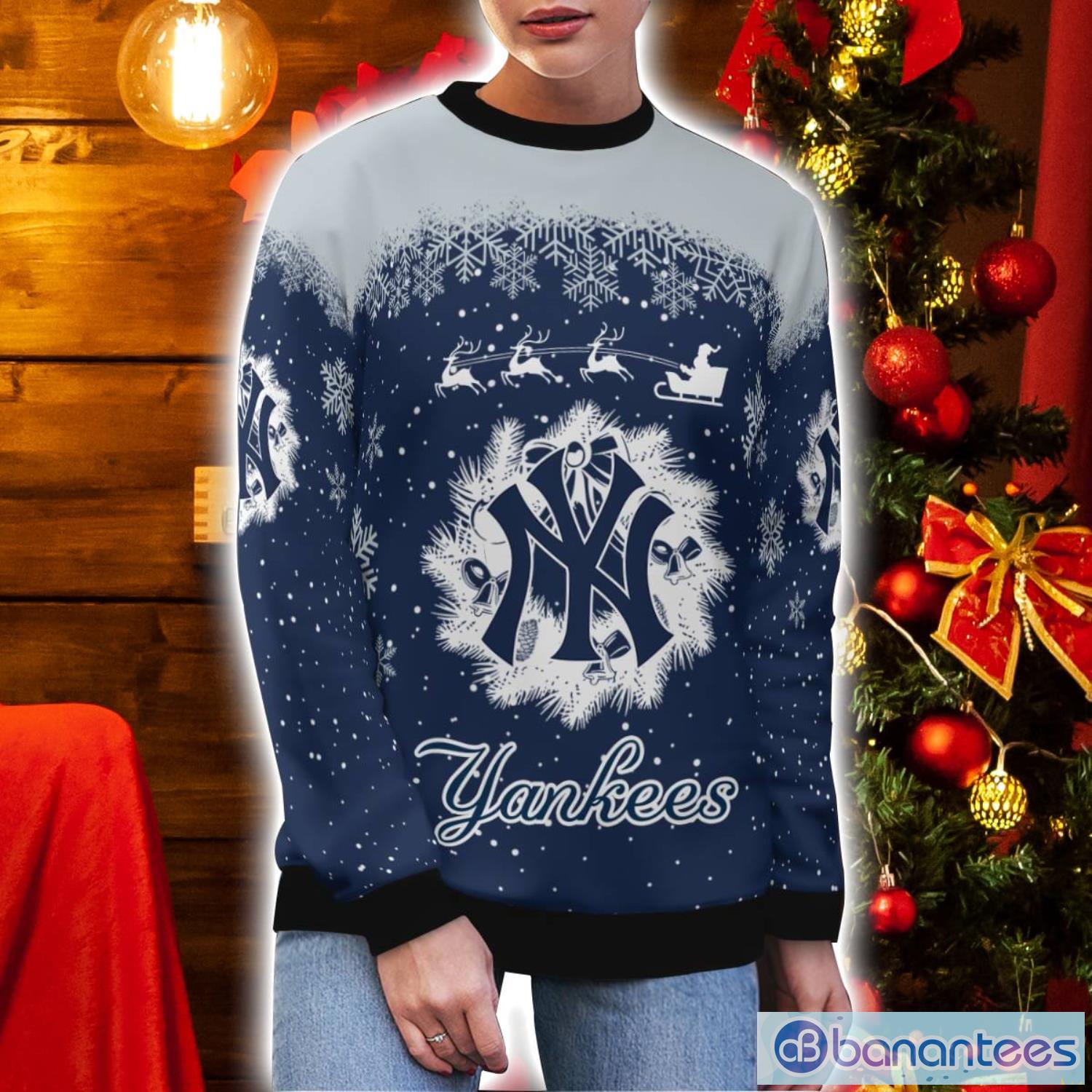 New yorker christmas online pullover