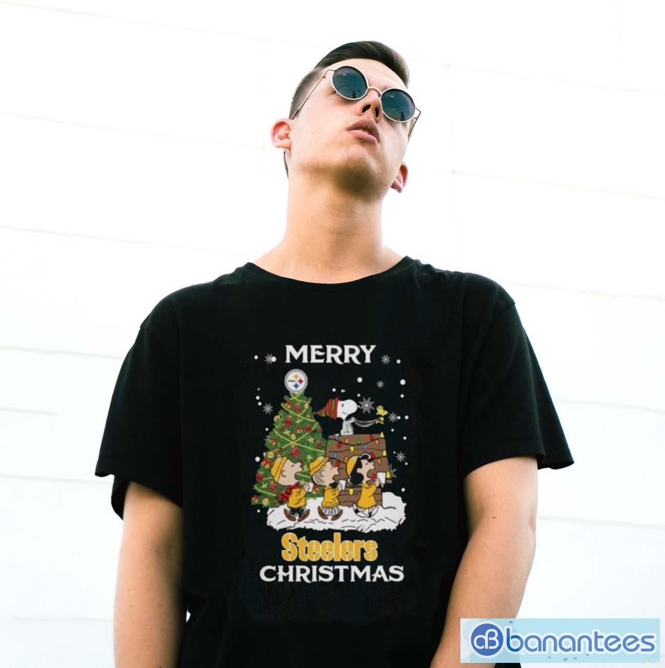 pittsburgh steelers snoopy family christmas shirt 2 image Pittsburgh Steelers Snoopy Family Christmas Shirt - G500 Gildan T-Shirt