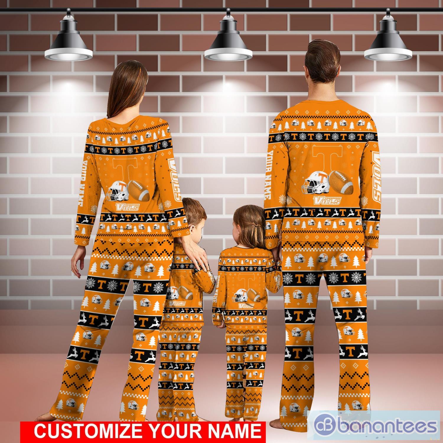 Las Vegas Raiders Team Pajamas Set Christmas Gift For Football Fan Family  Holiday Gift Personalized Name - Banantees
