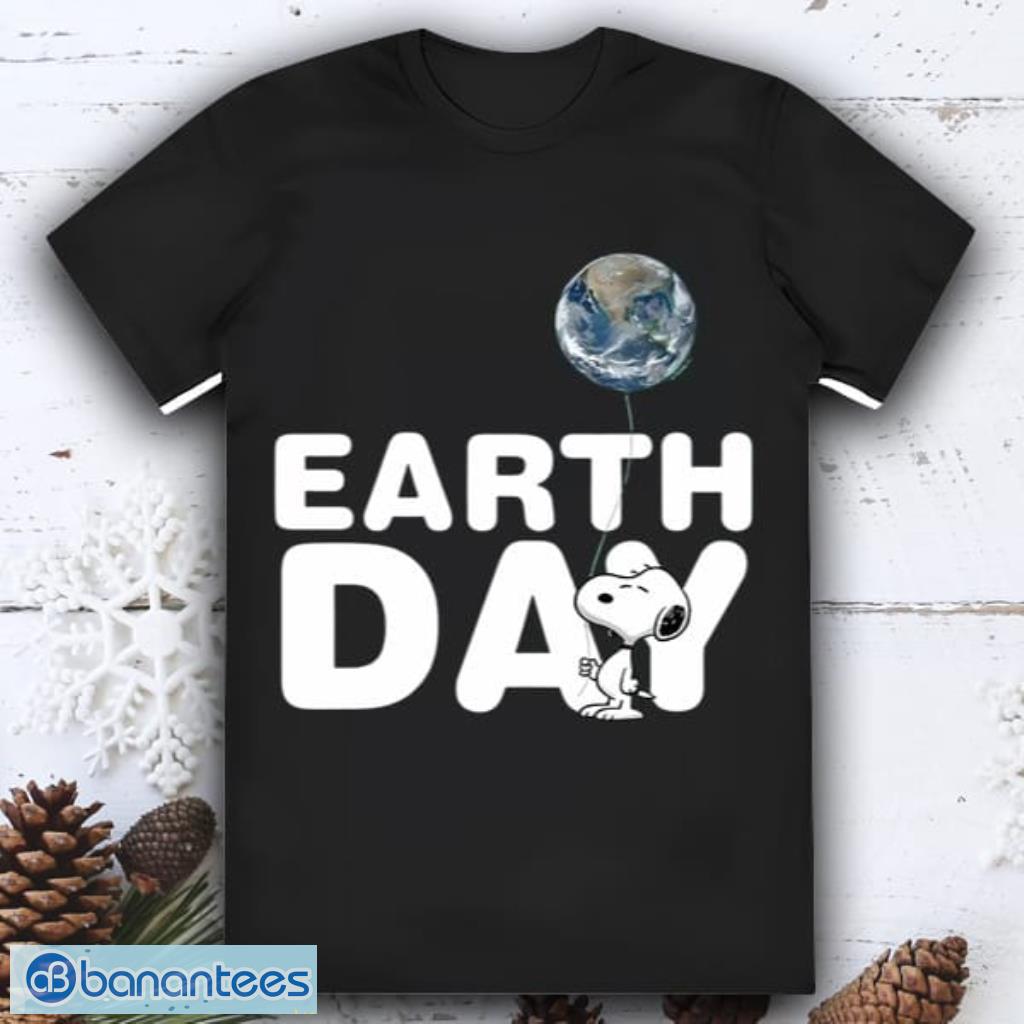 Snoopy Earth Day Shirt - Banantees