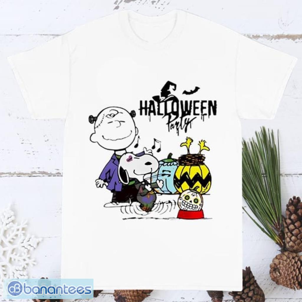 halloween snoopy and charlie brown t shirt image Halloween Snoopy And Charlie Brown T Shirt Product Photo 1