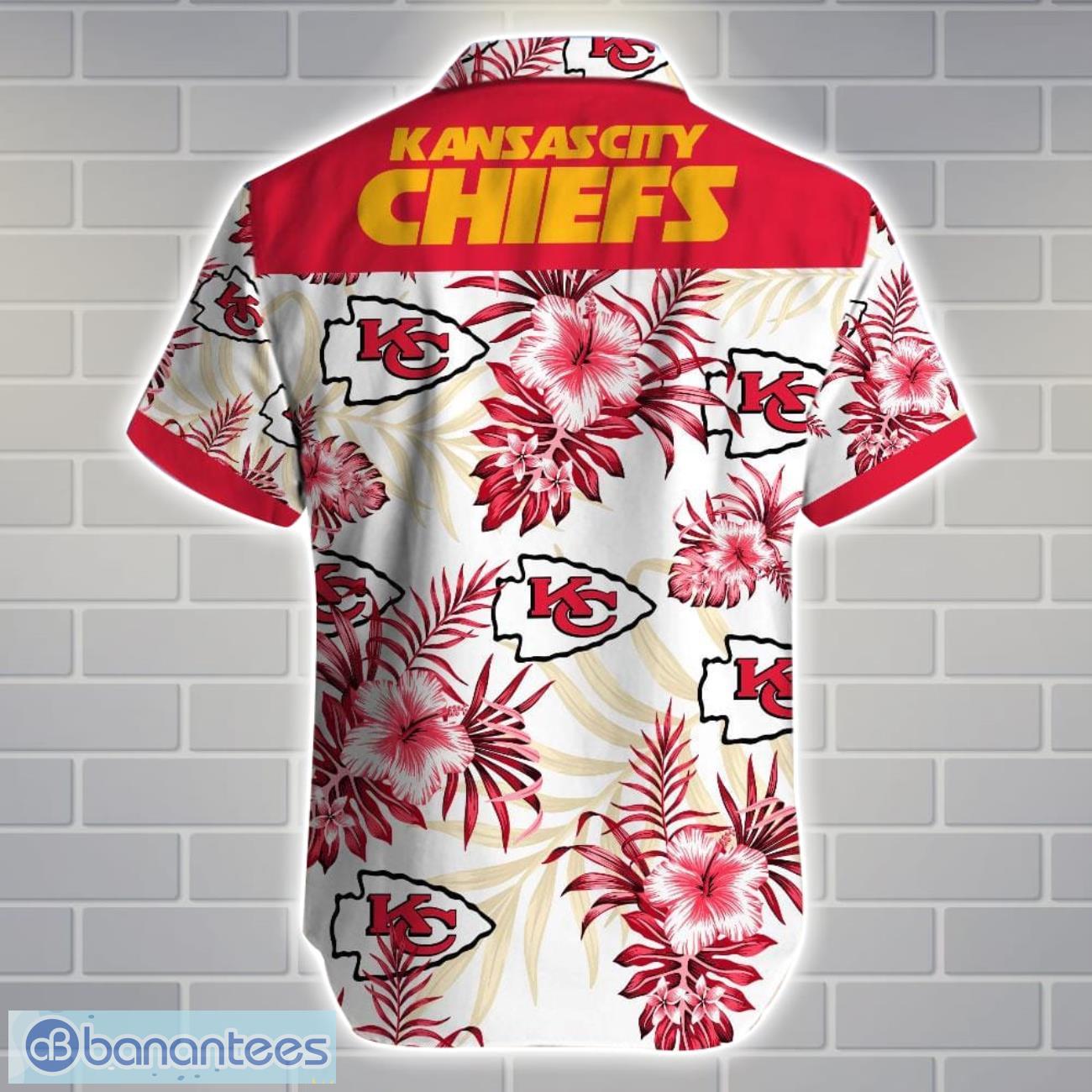 Kansas City ChiefsTeam Logo Tropical 3D Hawaiian Shirt Big Fans Gift Kansas City ChiefsTeam Logo Tropical 3D Hawaiian Shirt Big Fans Gift Product Photo 3