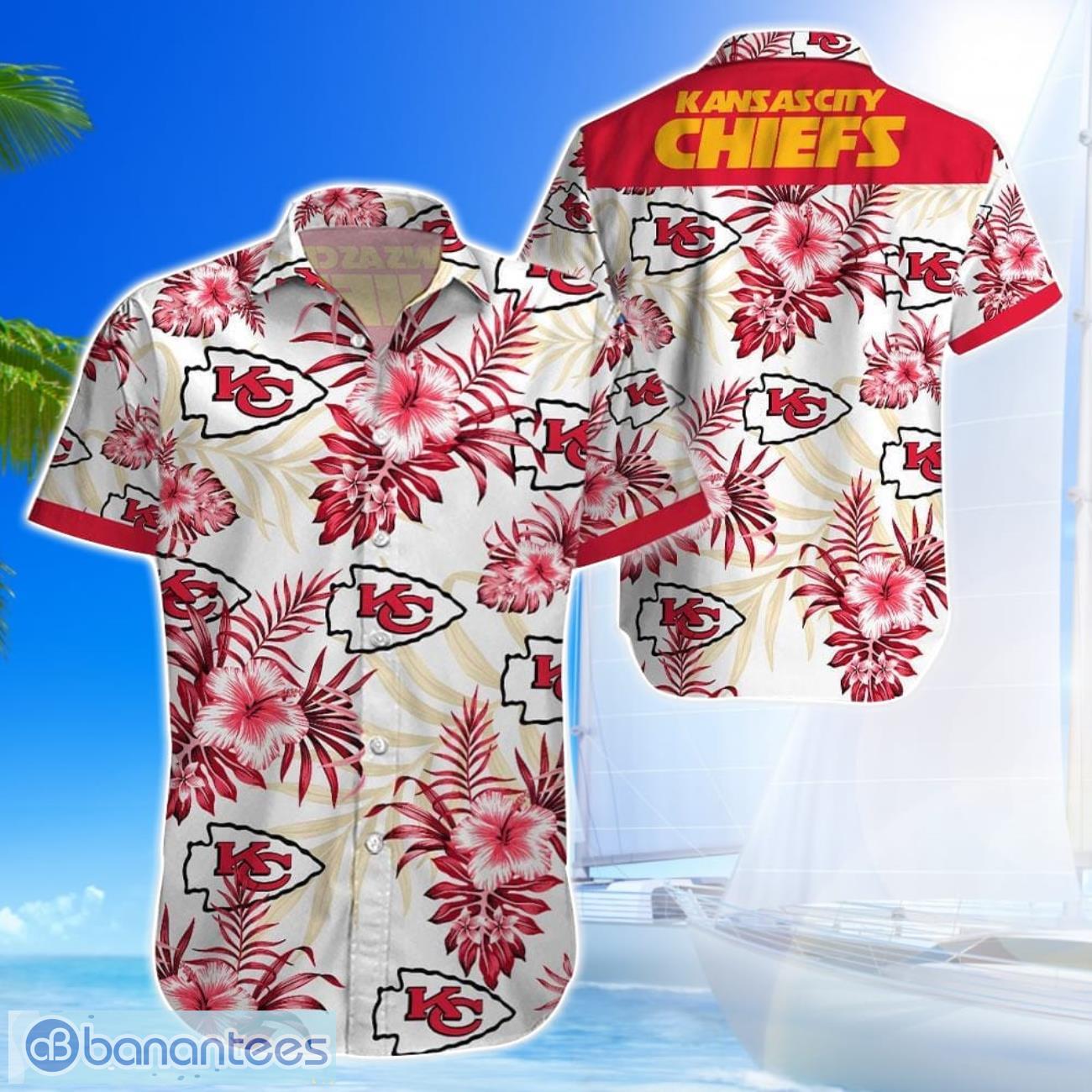 kansas city chiefsteam logo tropical 3d hawaiian shirt big fans gift image Kansas City ChiefsTeam Logo Tropical 3D Hawaiian Shirt Big Fans Gift Product Photo 1