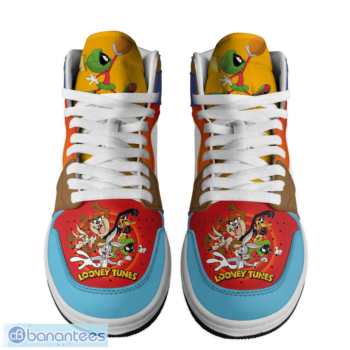 looney tunes custom name air jordan 1 high top shoes 1 image Looney Tunes Custom Name Air Jordan 1 High Top Shoes - Looney Tunes Custom Name Air Jordan 1 High Top Shoes_2