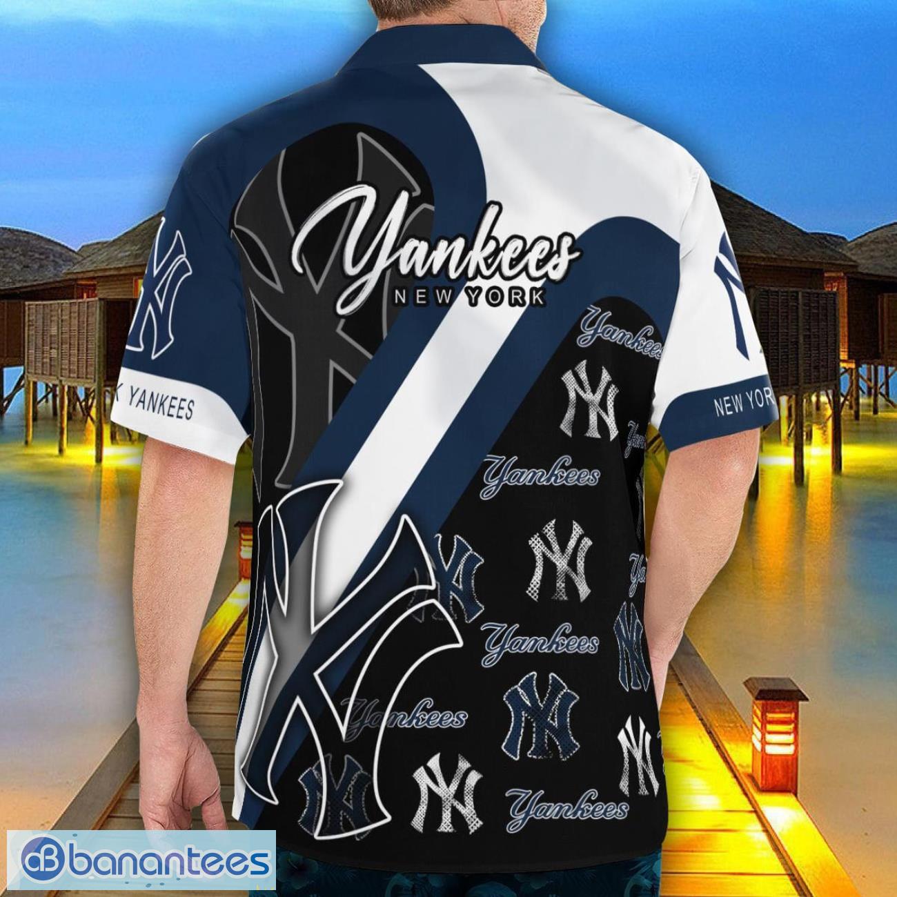 new york yankees hawaii shirt big logo 3d printing hawaiian shirt for men and women 1 image New York Yankees Hawaii Shirt Big Logo 3D Printing Hawaiian Shirt For Men And Women Product Photo 2