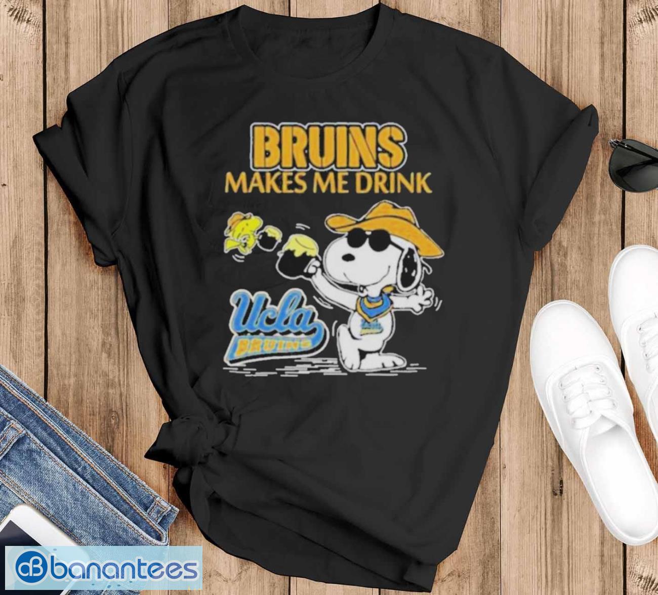 snoopy and woodstock ucla bruins makes me drink shirt image Snoopy And Woodstock UCLA Bruins Makes Me Drink shirt - Black T-Shirt