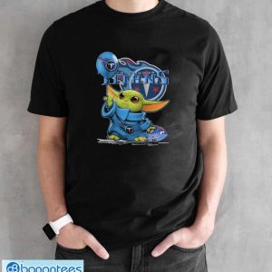Star Wars Baby Yoda Balloon Tennessee Titans Shirt - Black Unisex T-Shirt