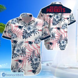 New England PatriotsTeam Logo Tropical 3D Hawaiian Shirt Big Fans Gift Product Photo 1