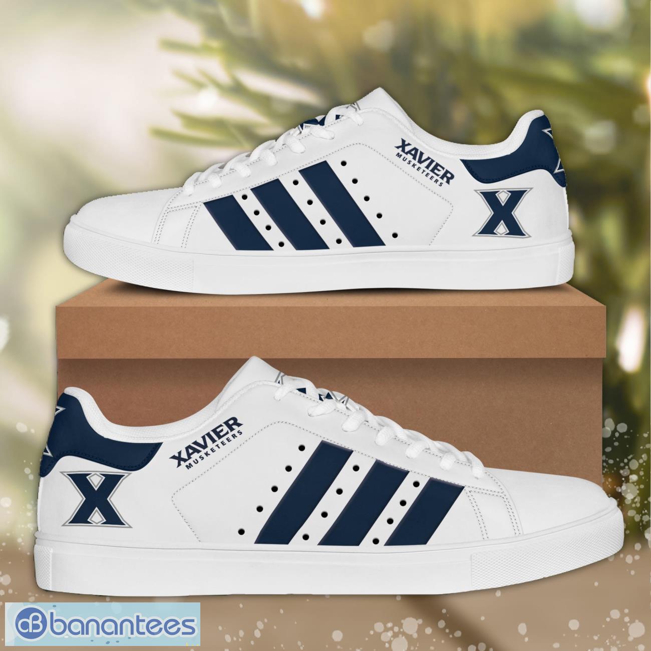 xavier musketeers ncaa low top skate shoes fans gift sport shoes image Xavier Musketeers NCAA Low Top Skate Shoes Fans Gift Sport Shoes Product Photo 1