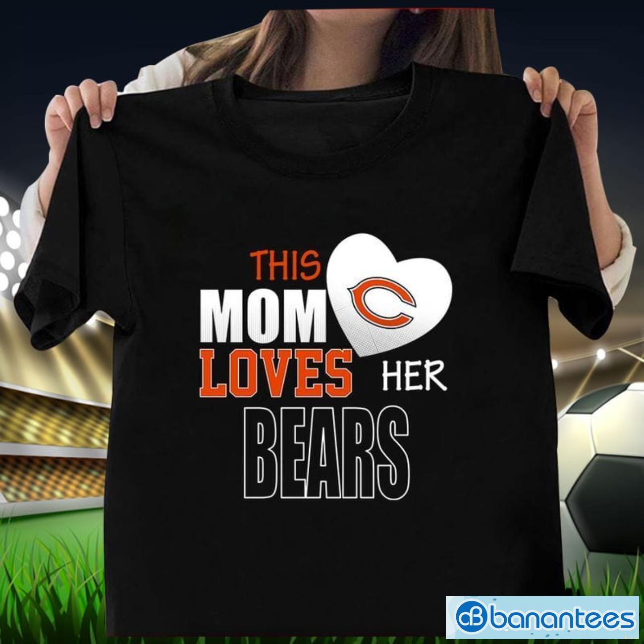 chicago bears mom loves mothers day t shirt image Chicago Bears Mom Loves Mother's Day T Shirt Product Photo
