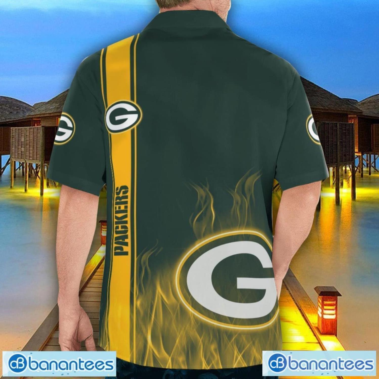 green bay packers flame designs 3d hawaiian shirt special gift for fans 1 image Green Bay Packers Flame Designs 3D Hawaiian Shirt Special Gift For Fans Product Photo 2