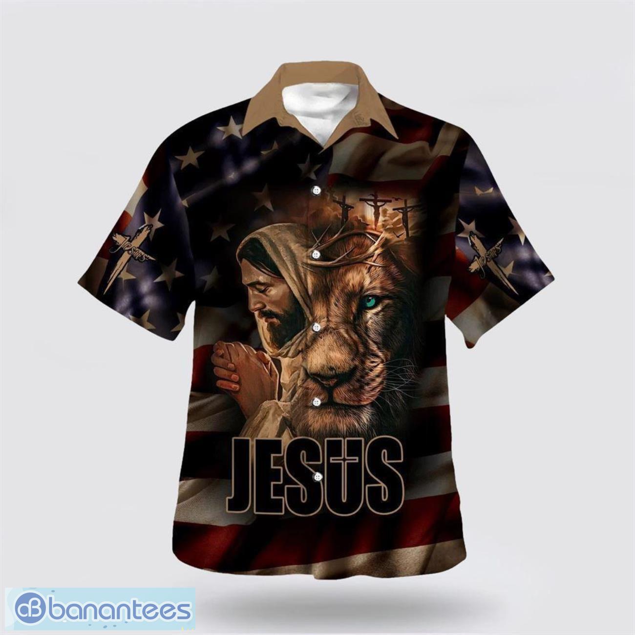 jesus lion of judah american flag hawaiian shirt summer gift for men and women image Jesus Lion Of Judah American Flag Hawaiian Shirt Summer Gift For Men And Women Product Photo 1