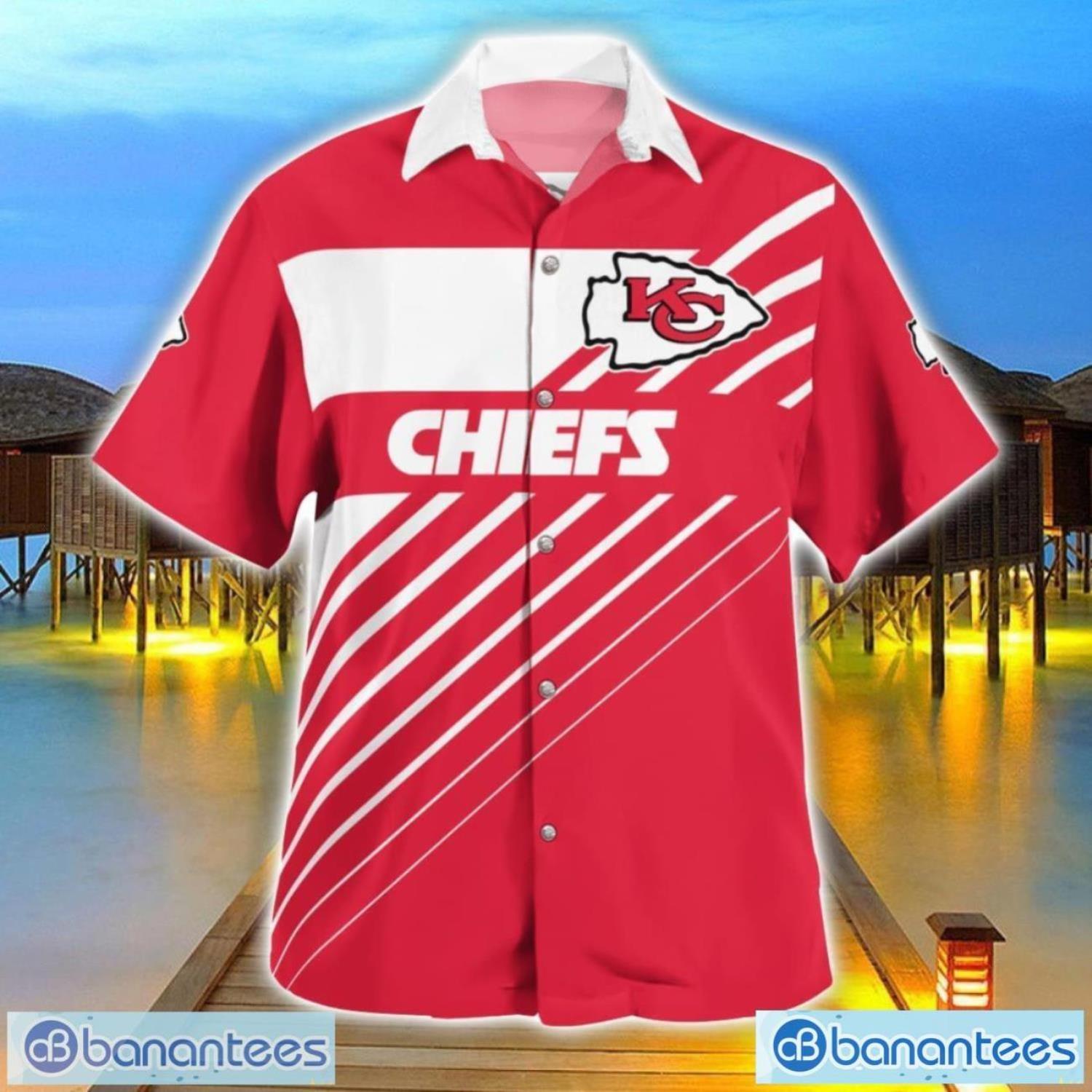 Kansas City ChiefsHawaii Shirt 3D Full Printed Beach Shirt For Men And Women Kansas City ChiefsHawaii Shirt 3D Full Printed Beach Shirt For Men And Women Product Photo 3