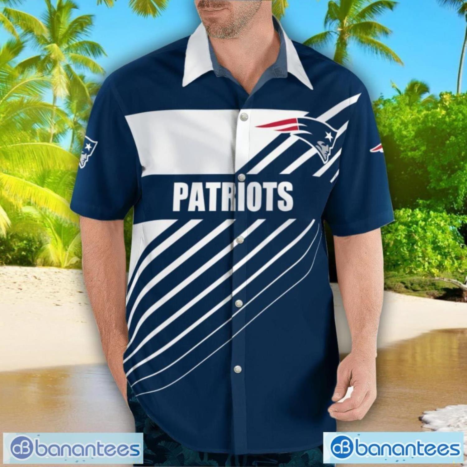 New England PatriotsHawaii Shirt 3D Full Printed Beach Shirt For Men And Women New England PatriotsHawaii Shirt 3D Full Printed Beach Shirt For Men And Women Product Photo 4