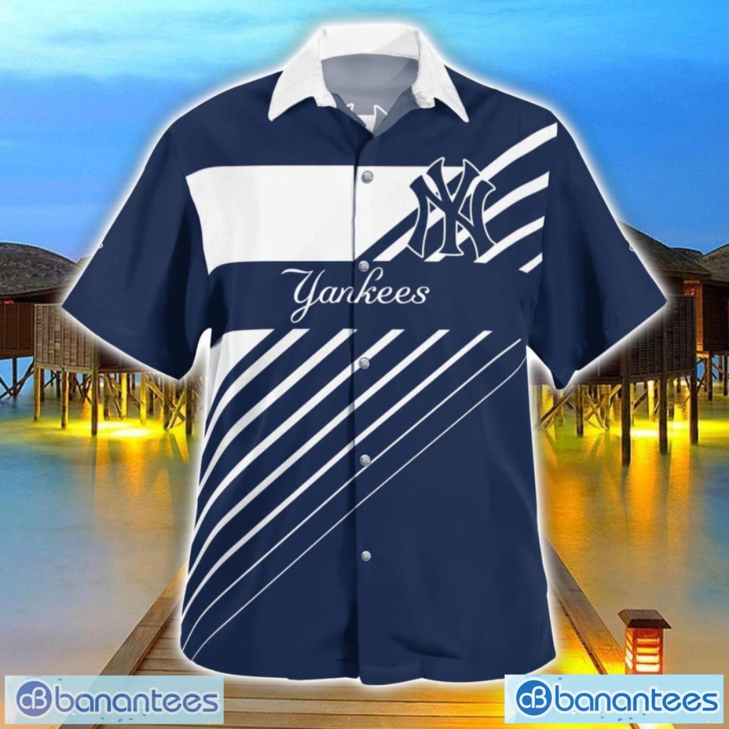 New York YankeesHawaii Shirt 3D Full Printed Beach Shirt For Men And Women New York YankeesHawaii Shirt 3D Full Printed Beach Shirt For Men And Women Product Photo 3