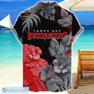 Tampa Bay Buccaneers Skull Flower Hawaiian Shirt NFL Halloween Gift For Sports Fans Product Photo 2