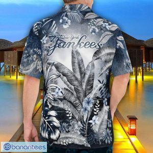 New York Yankees Tropical Floral Skull 3D Hawaiian Shirt Beach Shirt Halloween Gift Product Photo 2