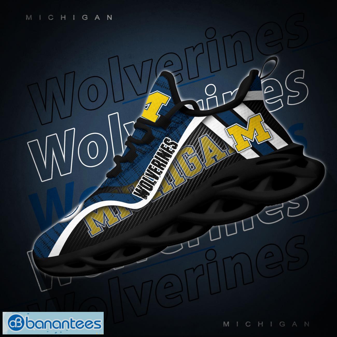 michigan wolverines ncaa2 personalized max soul shoes 1 image Michigan Wolverines NCAA2 Personalized Max Soul Shoes Product Photo 2