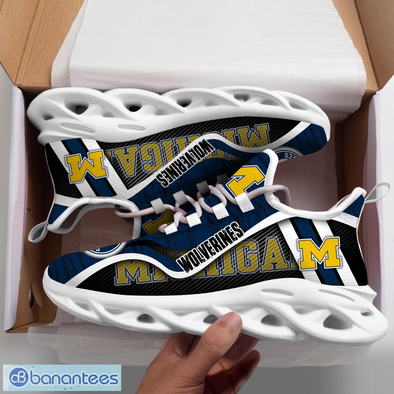michigan wolverines ncaa2 personalized max soul shoes image Michigan Wolverines NCAA2 Personalized Max Soul Shoes Product Photo 1
