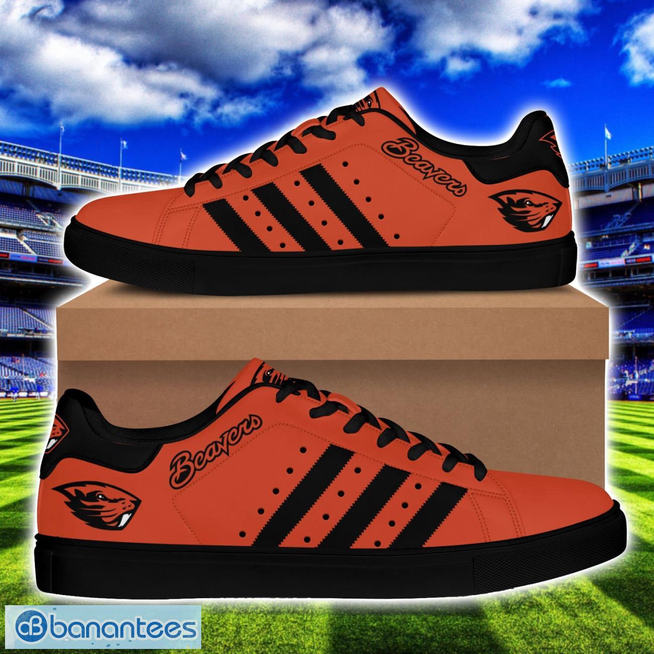 oregon state beavers football men women low top skate shoes new gift 2 image Oregon State Beavers Football Men Women Low Top Skate Shoes New Gift Product Photo 3