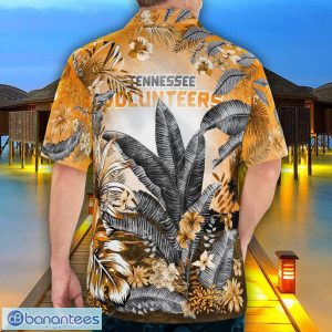 Tennessee Volunteers Tropical Floral Skull 3D Hawaiian Shirt Beach Shirt Halloween Gift Product Photo 2