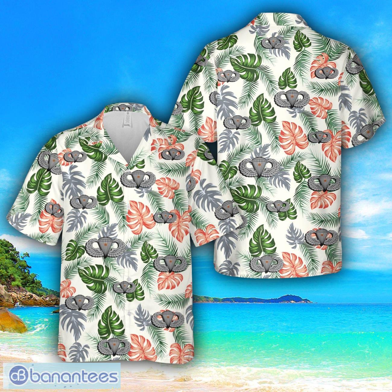 US Army Basic Parachutist Badge with 1 Combat Jump Star Hawaiian Shirt US Army Basic Parachutist Badge with 1 Combat Jump Star Hawaiian Shirt Product Photo 1