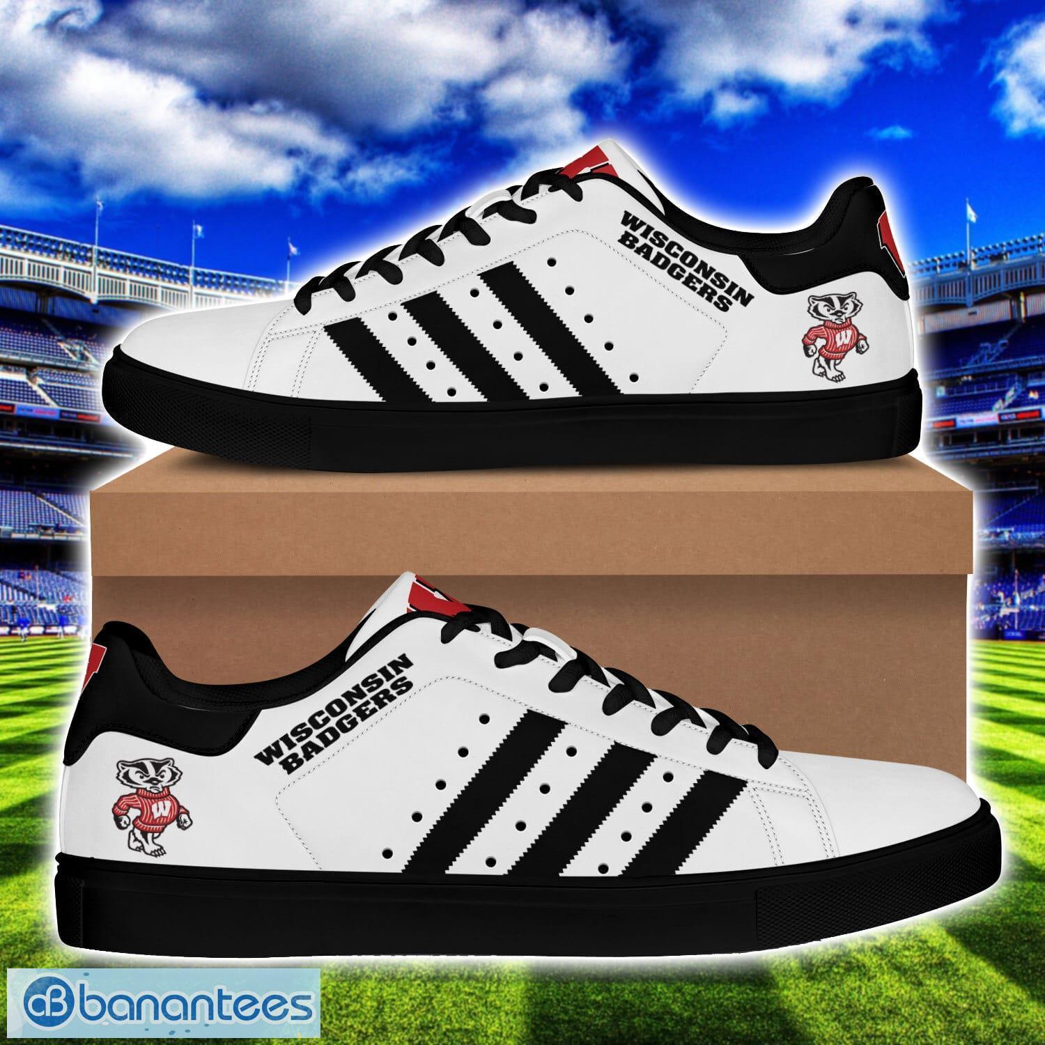 wisconsin badgers football low top skate shoes black striped 2 image Wisconsin Badgers Football Low Top Skate Shoes Black Striped Product Photo 3