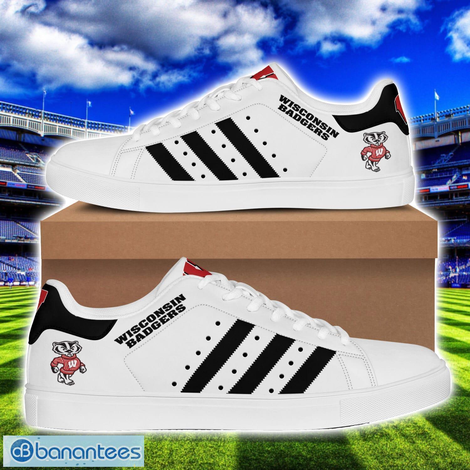 wisconsin badgers football low top skate shoes black striped image Wisconsin Badgers Football Low Top Skate Shoes Black Striped Product Photo 1
