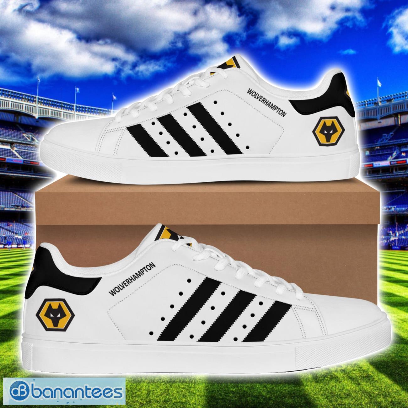 wolverhampton wanderers fc low top skate shoes fans sneakers men women gift image Wolverhampton Wanderers FC Low Top Skate Shoes Fans Sneakers Men Women Gift Product Photo 1