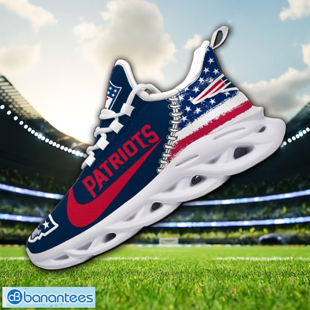 personalized name new england patriots nfl max soul shoes flag pattern sneakers image Personalized Name New England Patriots NFL Max Soul Shoes Flag Pattern Sneakers Product Photo 1