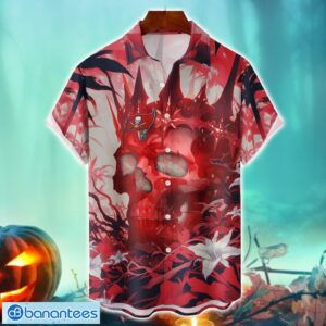 Tampa Bay Buccaneers NFL Skull Halloween Hawaiian Shirt Special Gift For Fans Product Photo 1