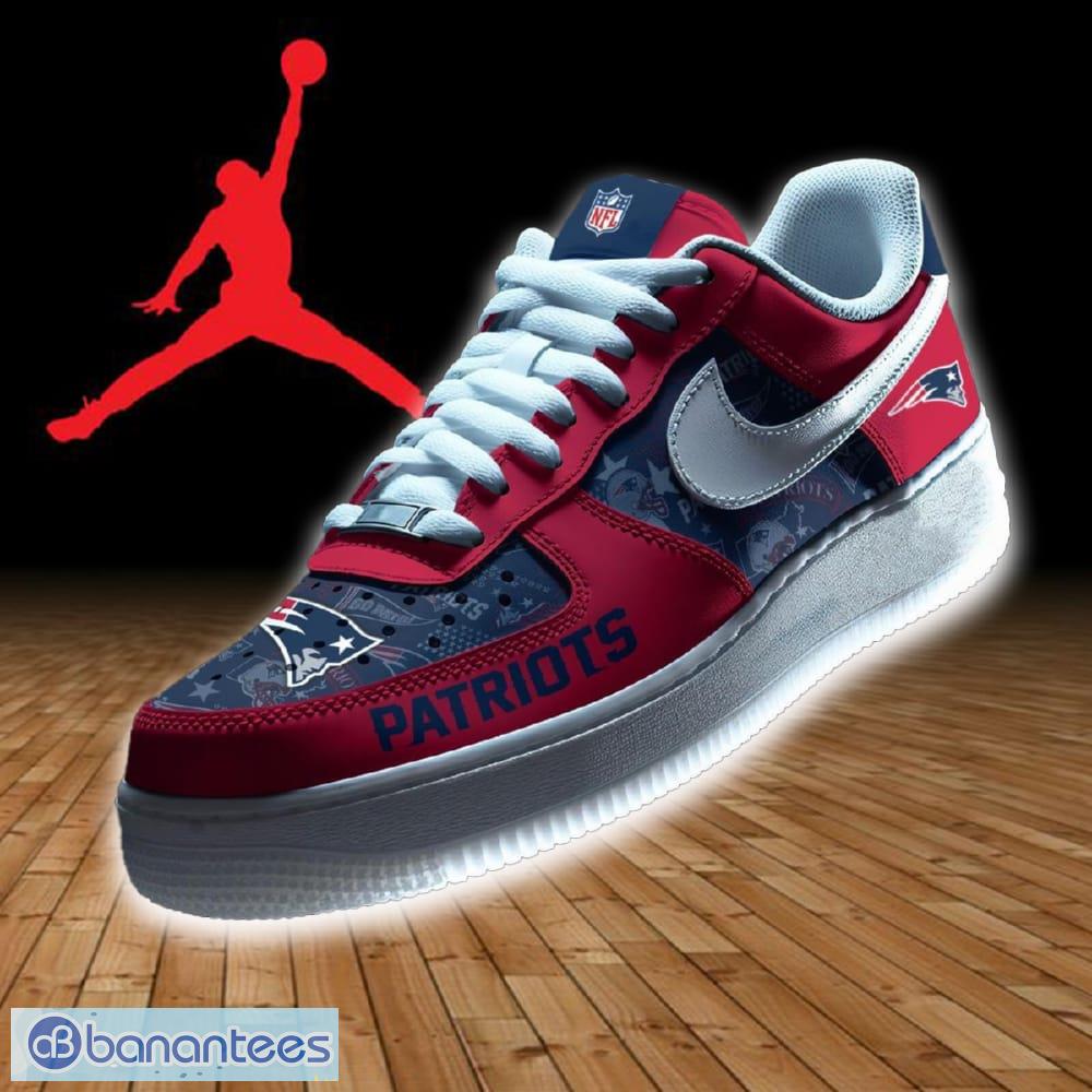 new england patriots nfl af1 shoes expressive new gift air force 1 sneaker for fans image New England Patriots NFL AF1 Shoes Expressive New Gift Air Force 1 Sneaker For Fans - New England Patriots NFL AF1 Shoes Expressive New Gift Air Force 1 Sneaker For Fans
