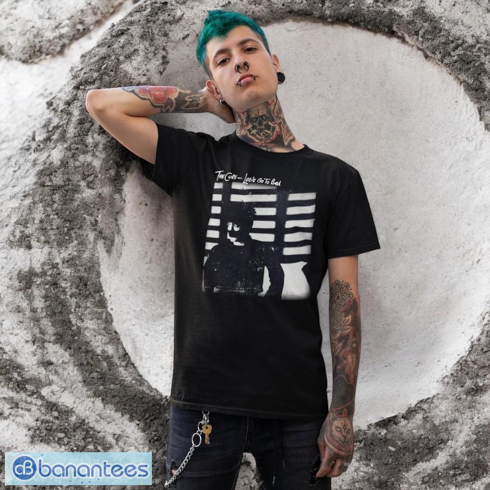 the cure tshirt 80s vintage best gift t shirt man woman t shirt image The Cure Tshirt 80s Vintage Best Gift T Shirt Man Woman T-Shirt Product Photo 1
