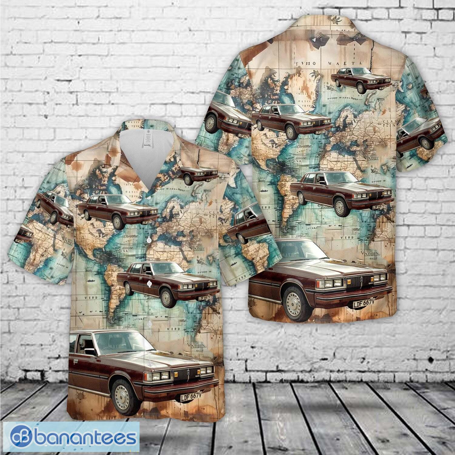 1980 toyota crown 28 super saloon hawaiian shirt image 1980 Toyota Crown 2.8 Super Saloon Hawaiian Shirt - 1980 Toyota Crown 2.8 Super Saloon Hawaiian Shirt-1