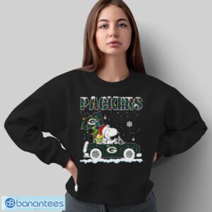 Green Bay Packers Snoopy And Woodstock Driving Car Cute Snoopy Limited Edition Shirt - Sweatshirt